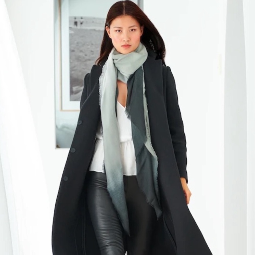 NEW Carly Cushnie Scarf - Ombré Print - White, Gray, Black